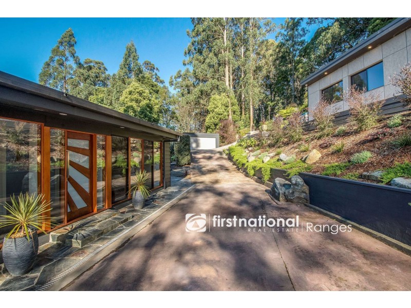 14 Broompark Crescent, Olinda VIC 3788