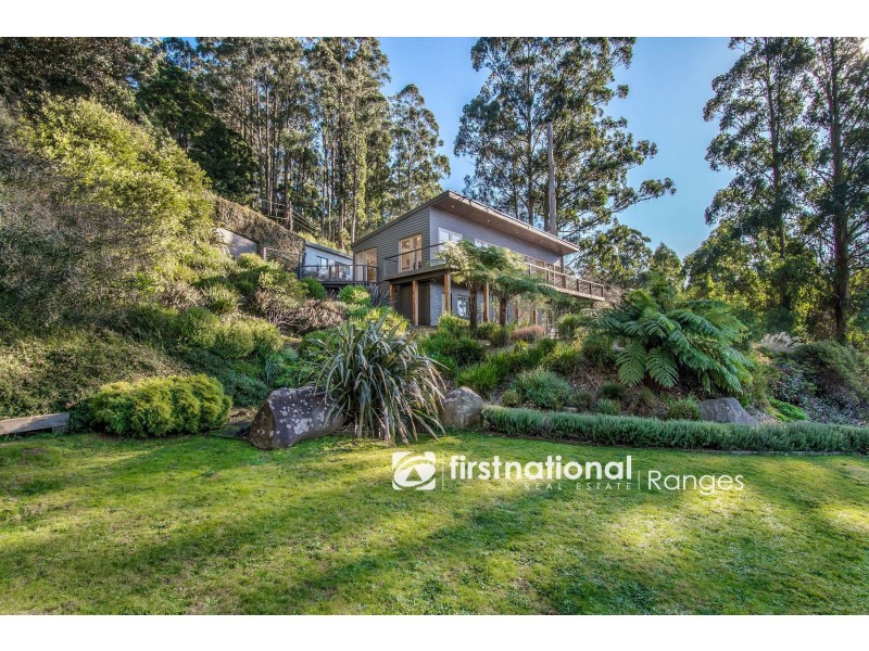 14 Broompark Crescent, Olinda VIC 3788