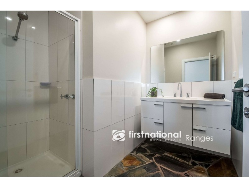 14 Broompark Crescent, Olinda VIC 3788