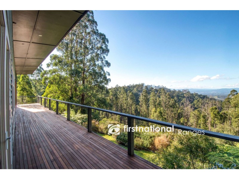 14 Broompark Crescent, Olinda VIC 3788