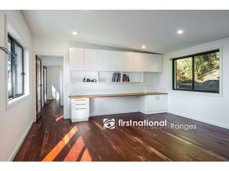 14 Broompark Crescent, Olinda VIC 3788