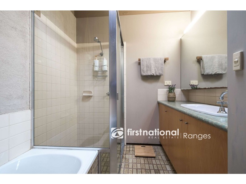 13-15 Bennett Avenue, Belgrave VIC 3160