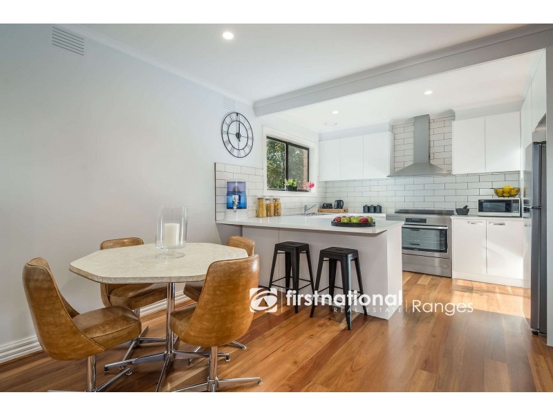 24 Batesleigh Road, Selby VIC 3159