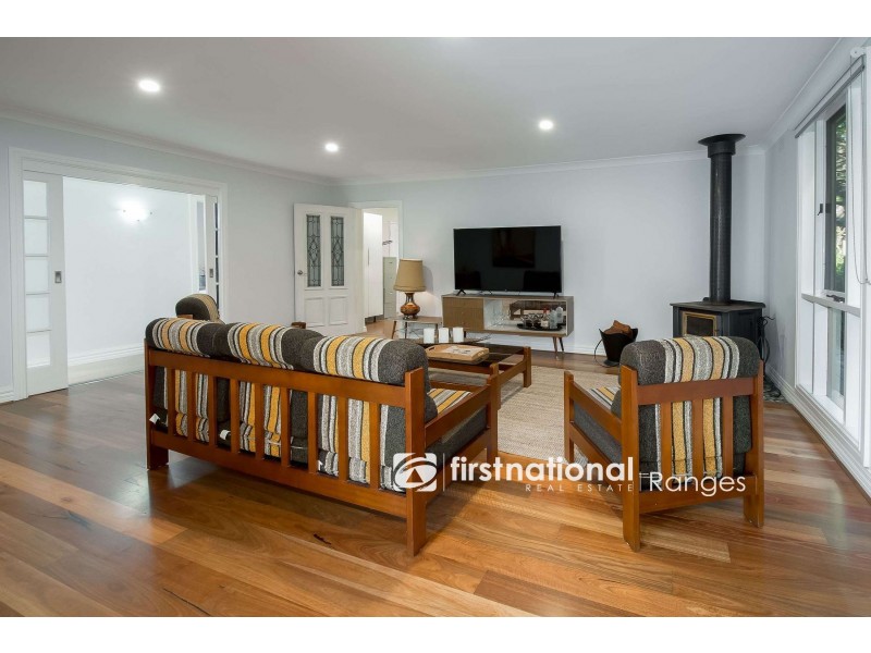 24 Batesleigh Road, Selby VIC 3159