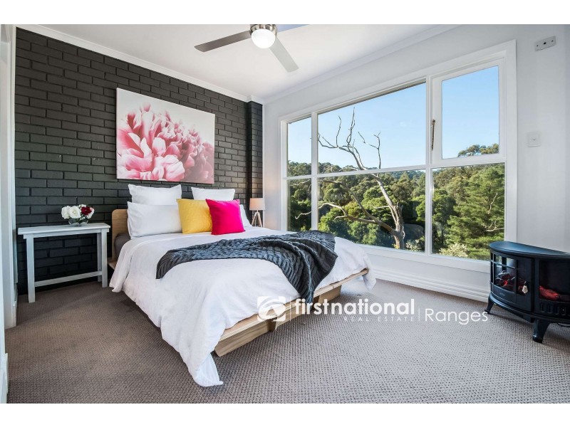 24 Batesleigh Road, Selby VIC 3159
