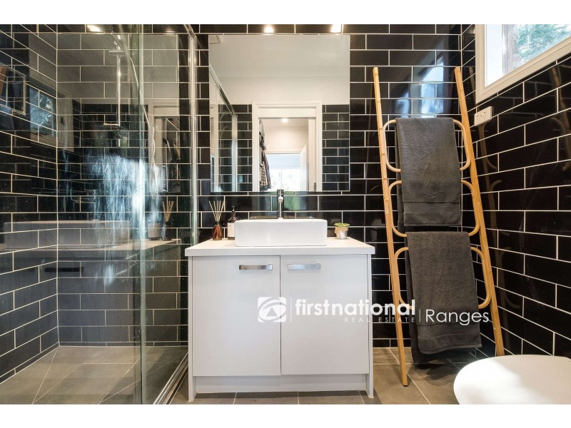 24 Batesleigh Road, Selby VIC 3159