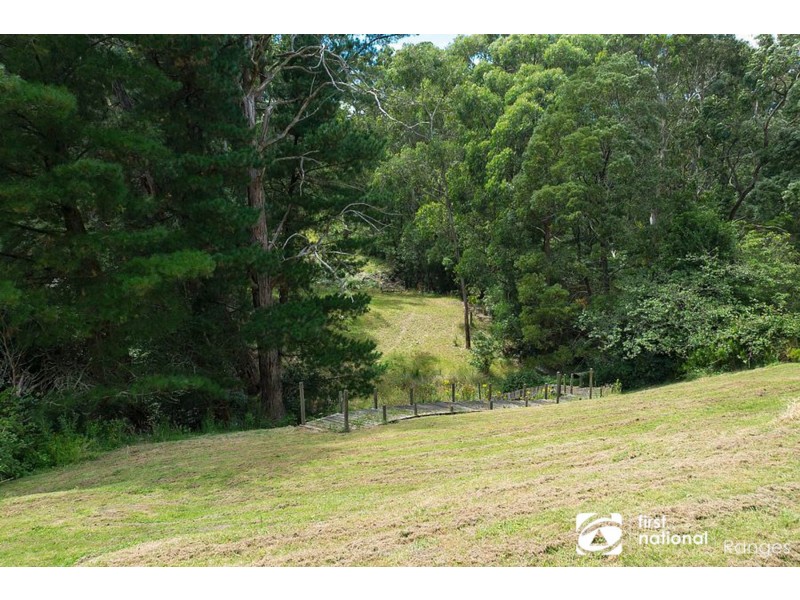 24 Batesleigh Road, Selby VIC 3159