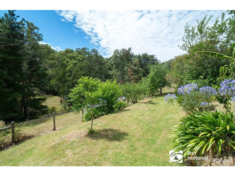 24 Batesleigh Road, Selby VIC 3159