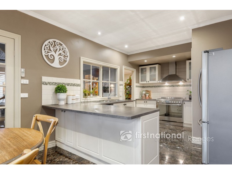 10 Ash Grove, Menzies Creek VIC 3159