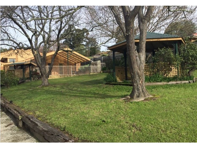 9 Peden Street, Chirnside Park VIC 3116