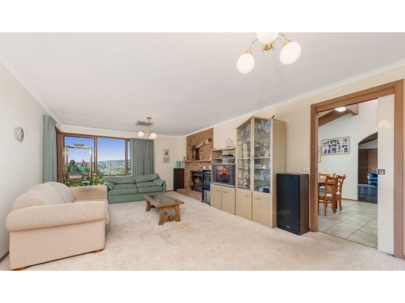 9 Peden Street, Chirnside Park VIC 3116