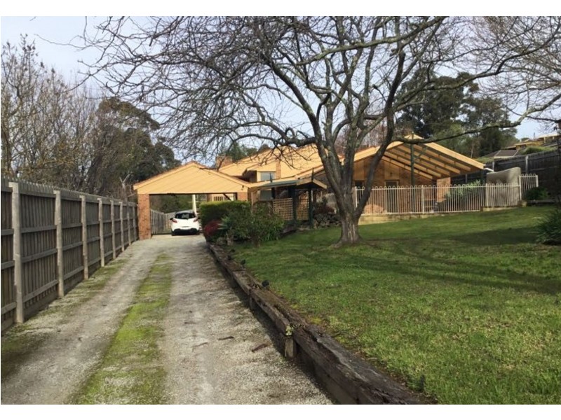 9 Peden Street, Chirnside Park VIC 3116