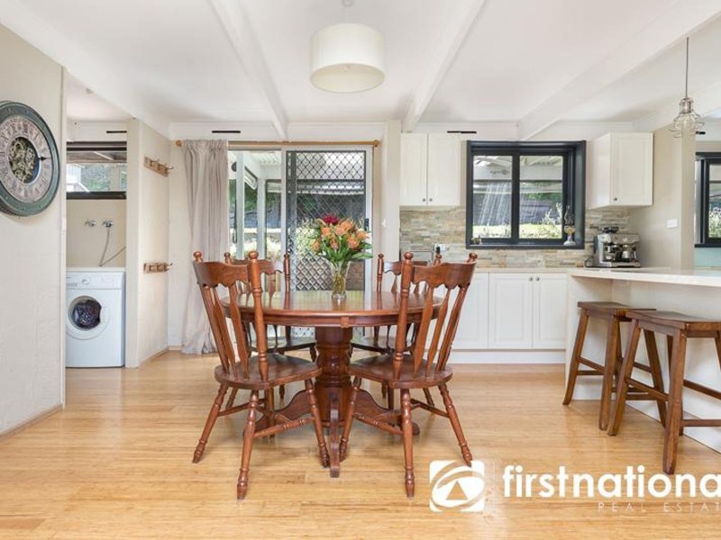 15 Emerald Lake Road, Emerald VIC 3782