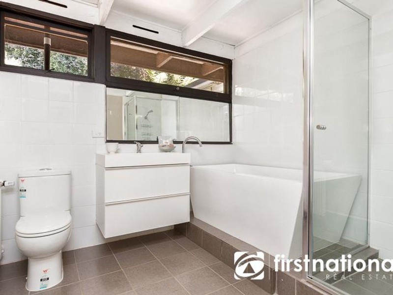 15 Emerald Lake Road, Emerald VIC 3782