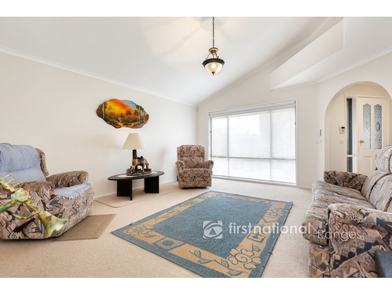 28 Rachel Drive, Cranbourne North VIC 3977