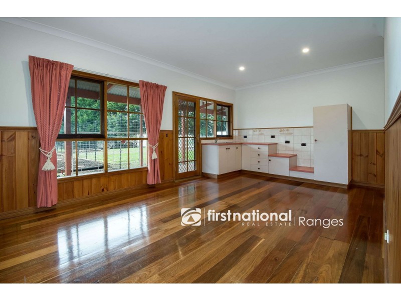 5 Pinnocks Road, Emerald VIC 3782