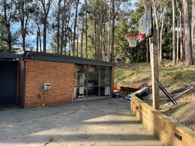 14 Alfred Grove, Emerald VIC 3782