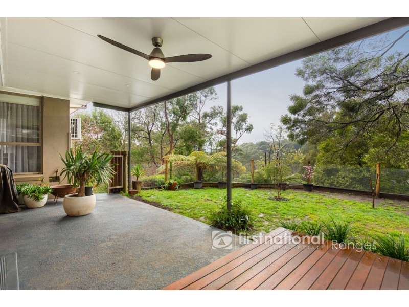 29 Baker Street, Cockatoo VIC 3781