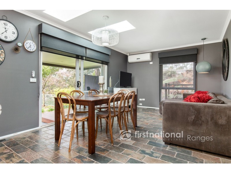 29 Baker Street, Cockatoo VIC 3781