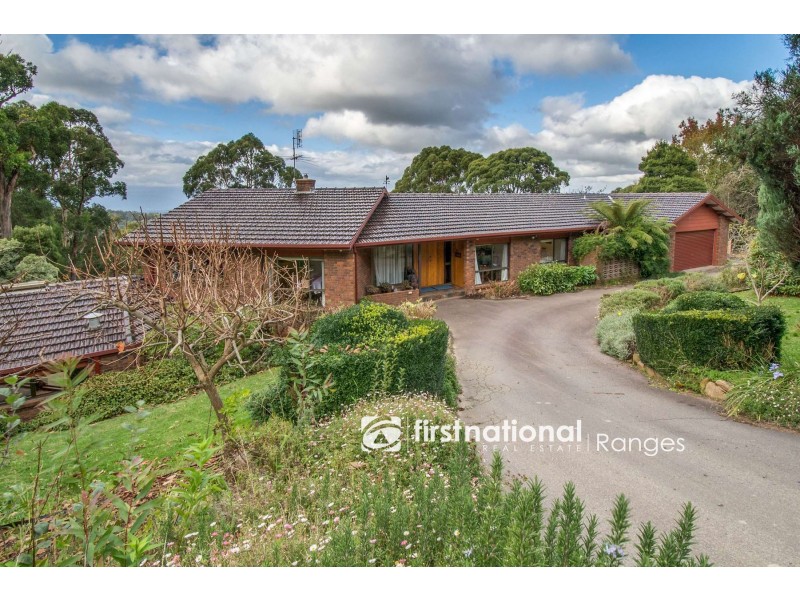 8 Eileen Avenue, Kalorama VIC 3766