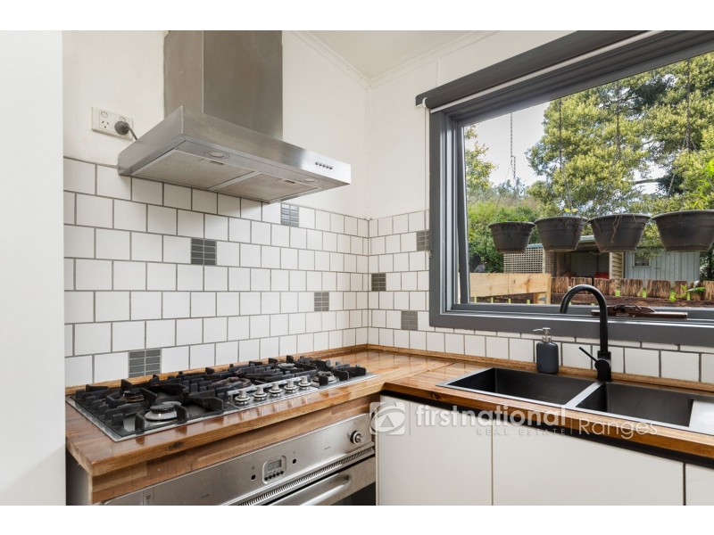 116 Woori Yallock Road, Cockatoo VIC 3781