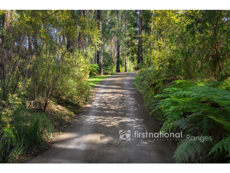 28 Mountain Road, Cockatoo VIC 3781