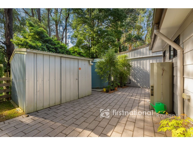 28 Mountain Road, Cockatoo VIC 3781