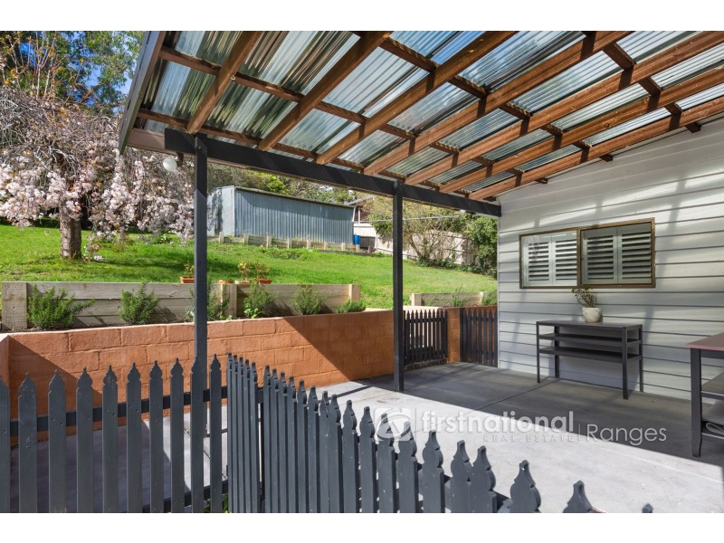 96 Woori Yallock Road, Cockatoo VIC 3781