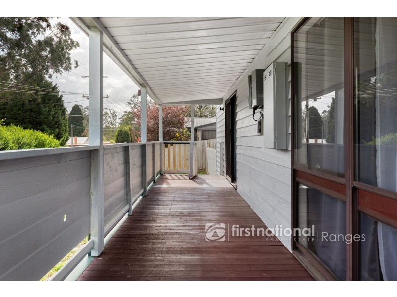 96 Woori Yallock Road, Cockatoo VIC 3781