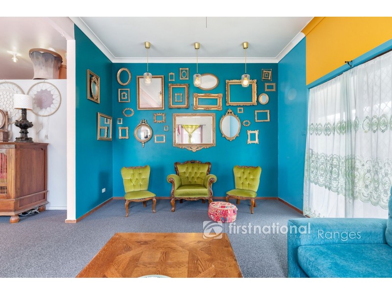 96 Woori Yallock Road, Cockatoo VIC 3781