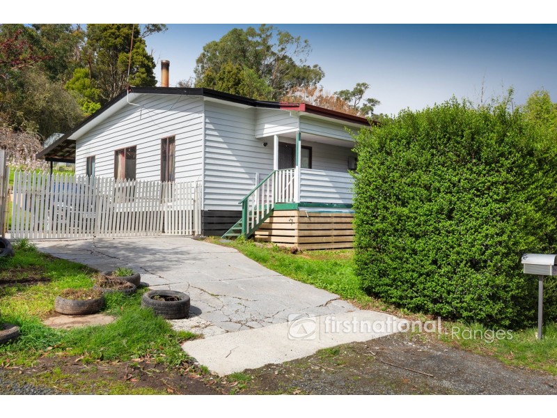 96 Woori Yallock Road, Cockatoo VIC 3781