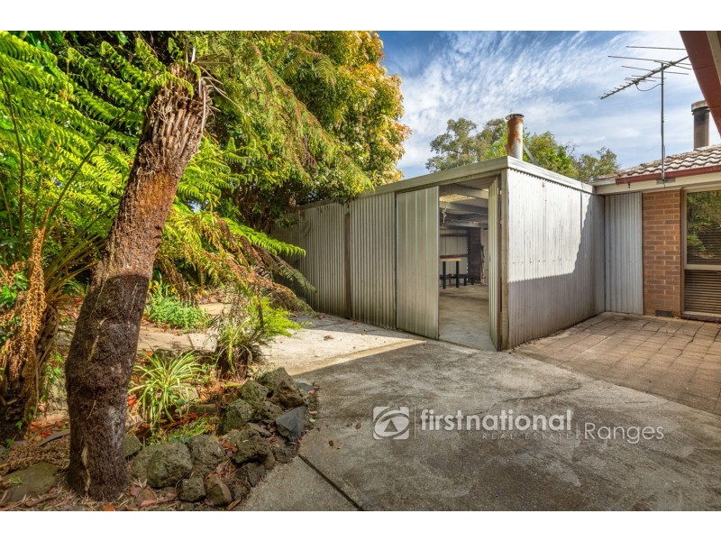 19 Joffre Parade, Cockatoo VIC 3781