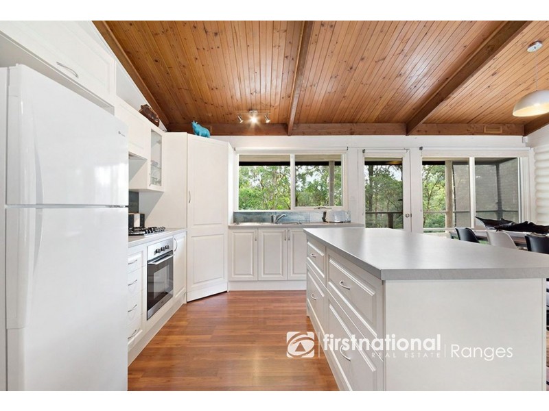 35A Mountain Road, Cockatoo VIC 3781