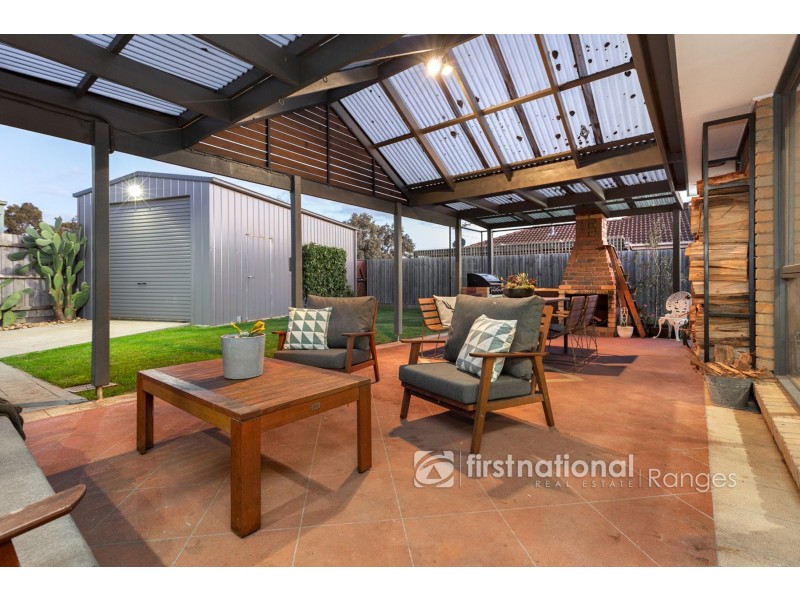13 Sheffield Close, Pakenham VIC 3810