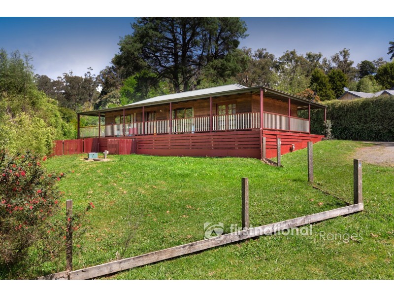1 Stringybark Road, Cockatoo VIC 3781