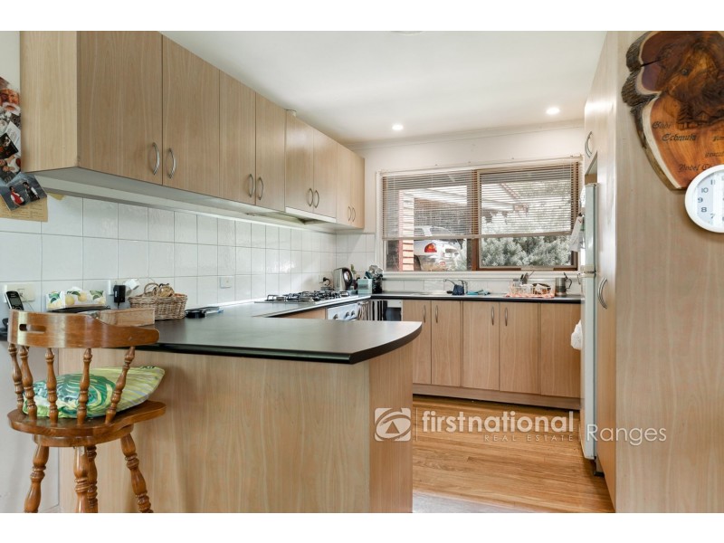 1 Stringybark Road, Cockatoo VIC 3781
