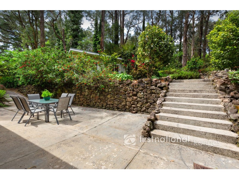 21 Alexander Road, Cockatoo VIC 3781