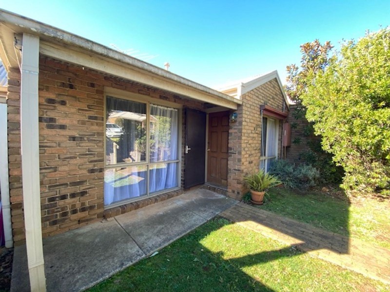 2/27-31 Kings Road, Emerald VIC 3782