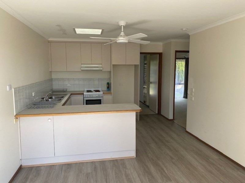 2/27-31 Kings Road, Emerald VIC 3782