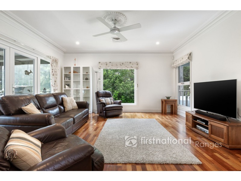 2 Azalea Crescent, Emerald VIC 3782
