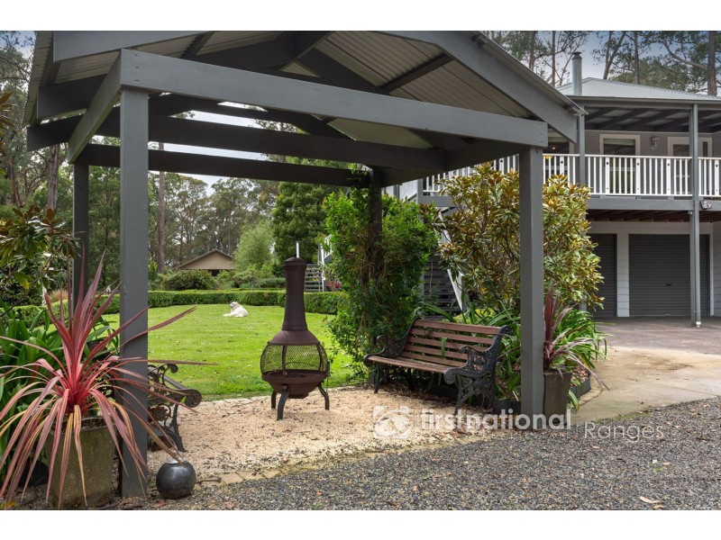 2 Azalea Crescent, Emerald VIC 3782