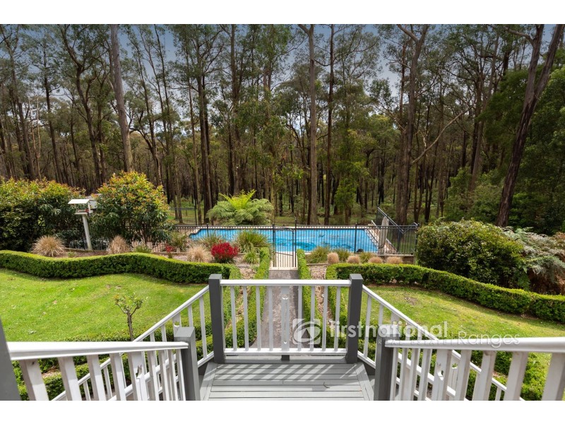 2 Azalea Crescent, Emerald VIC 3782