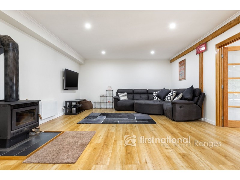 2 Azalea Crescent, Emerald VIC 3782