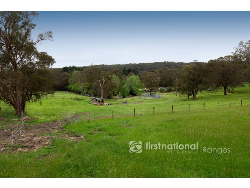 13 Mulhalls Road, Macclesfield VIC 3782