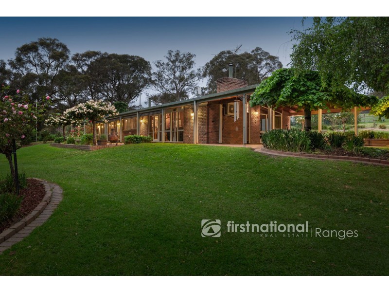 13 Mulhalls Road, Macclesfield VIC 3782