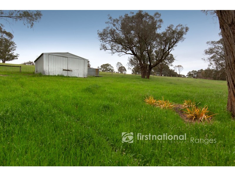 13 Mulhalls Road, Macclesfield VIC 3782