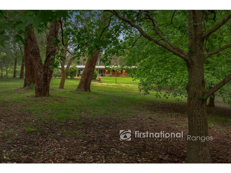 13 Mulhalls Road, Macclesfield VIC 3782