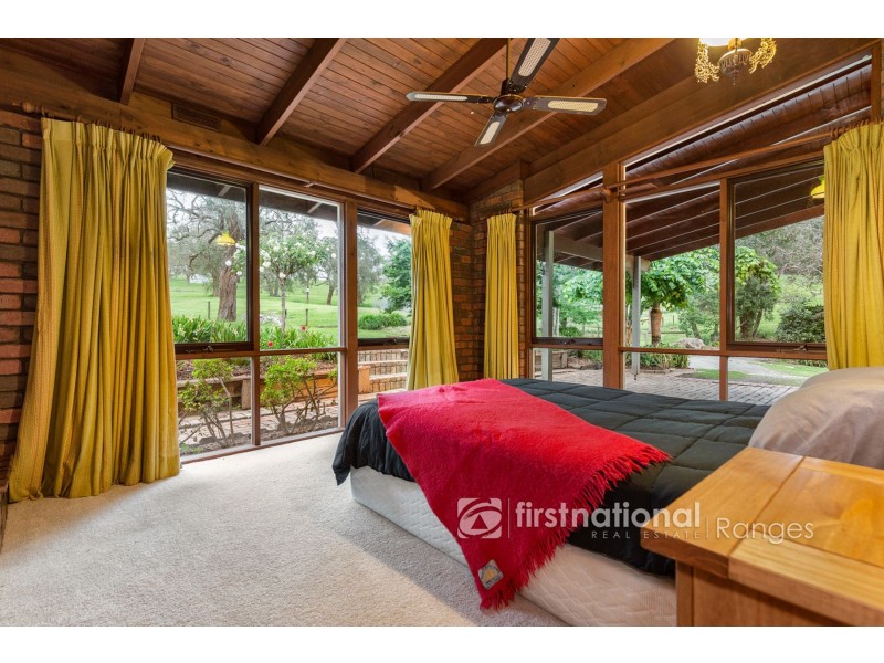 13 Mulhalls Road, Macclesfield VIC 3782