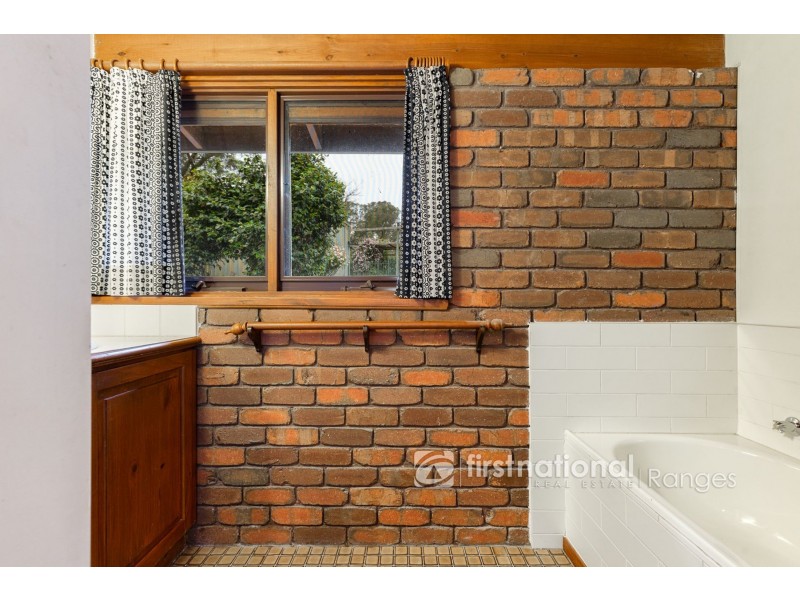 13 Mulhalls Road, Macclesfield VIC 3782
