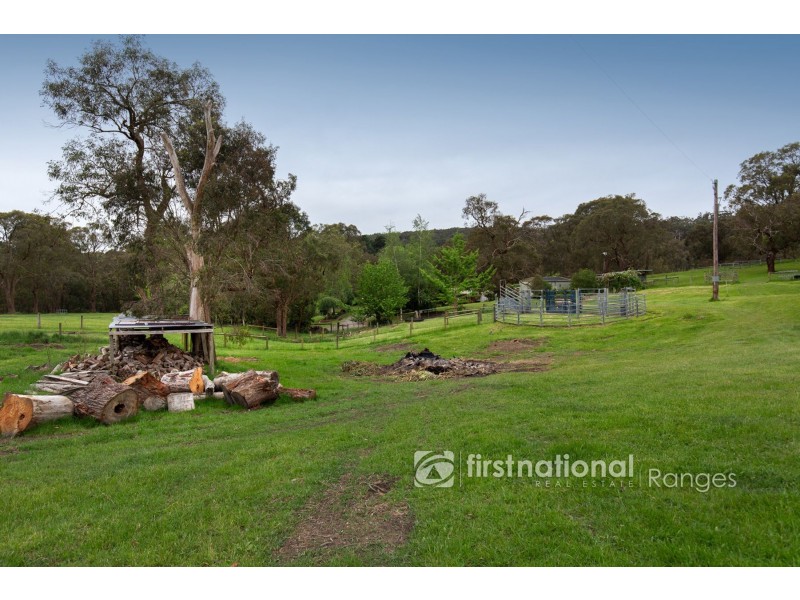 13 Mulhalls Road, Macclesfield VIC 3782